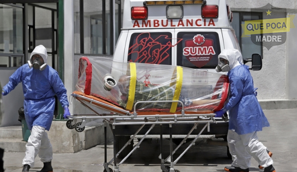 Hombre muere durante las 3 horas que tardó en llegar la ambulancia en Puebla.