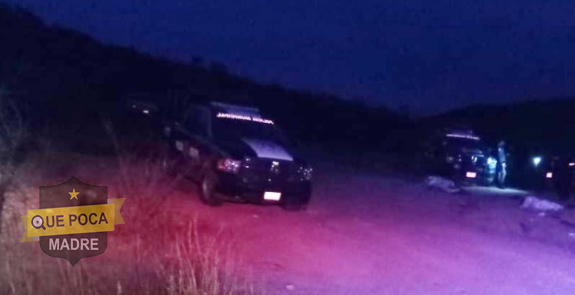 Mujer es ejecutada y abandonada en un camino en Río Grande.