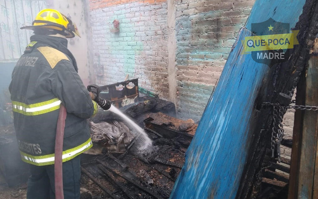 Se incendia casa invadida en Aguascalientes.