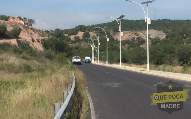 Encuentran un cadáver en barranca de El Marqués.