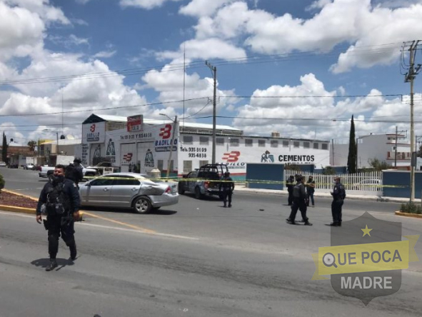 Tras balacera, 2 policías y un asesino heridos en Fresnillo.