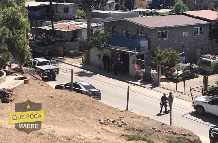 Policías abaten a 3 criminales durante un enfrentamiento armado en Tijuana.