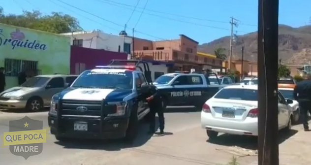 Ejecutan a un hombre en velorio de policía ejecutado en Guaymas.