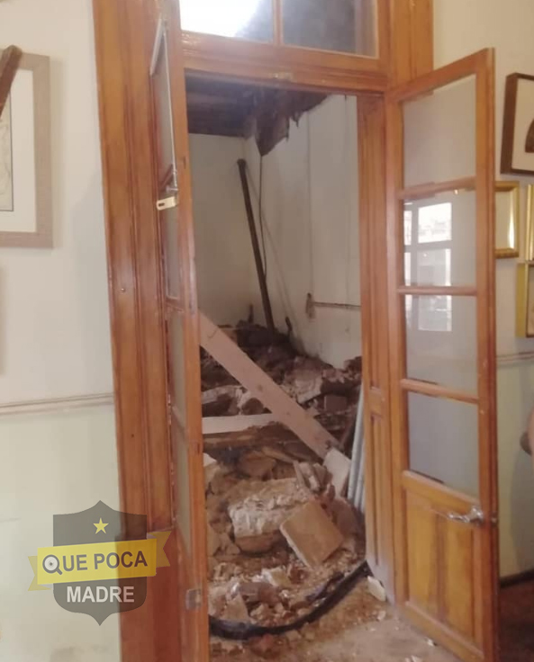 Se derrumba techo de cafetería en el Centro de Zacatecas.