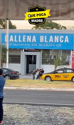 PELEAN Y QUEDAN EN BUENOS TÉRMINOS EN COLIMA.