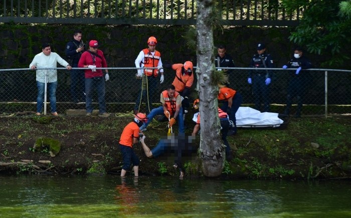 HALLAN CUERPO DE UN MASCULINO FLOTANDO EN LOS LAGOS DE XALAPA, VERACRUZ