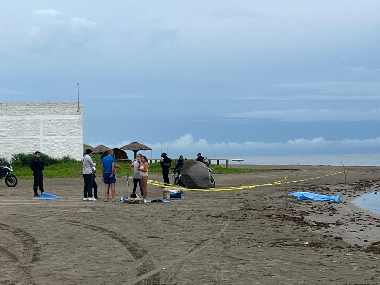 ¡MUJER ACUDE A HACER YOGA EN PLAYA DE BOCA DEL RÍO Y MUERE AHOGADA!