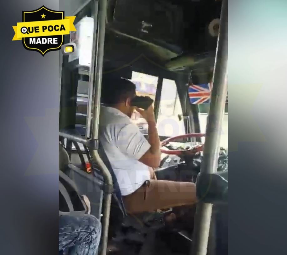 🤬🤦🏼‍♀ CONDUCTOR IMPRUDENTE PONE VIDAS EN PELIGRO USANDO EL TELÉFONO MIENTRAS MANEJA 🚍📱😡