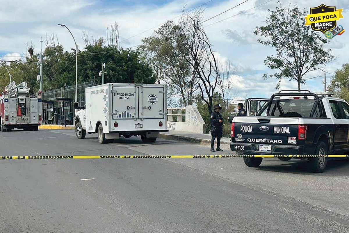 ¡SE ESTABA ECHANDO A PERDER! Encuentran cuerpo en descomposición en un canal en Querétaro