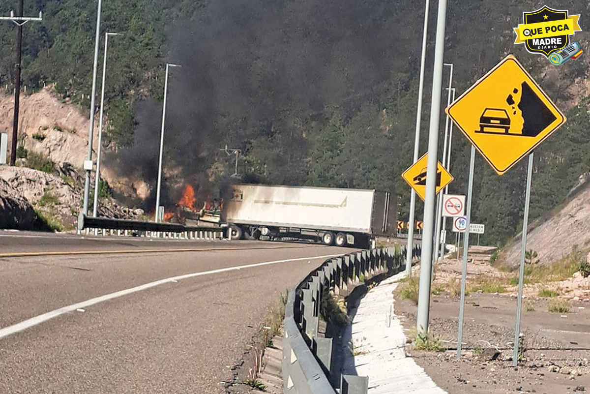 BLOQUEOS, INCENDIOS Y BALACERAS SE DESATAN EN CARRETERAS DE DURANGO