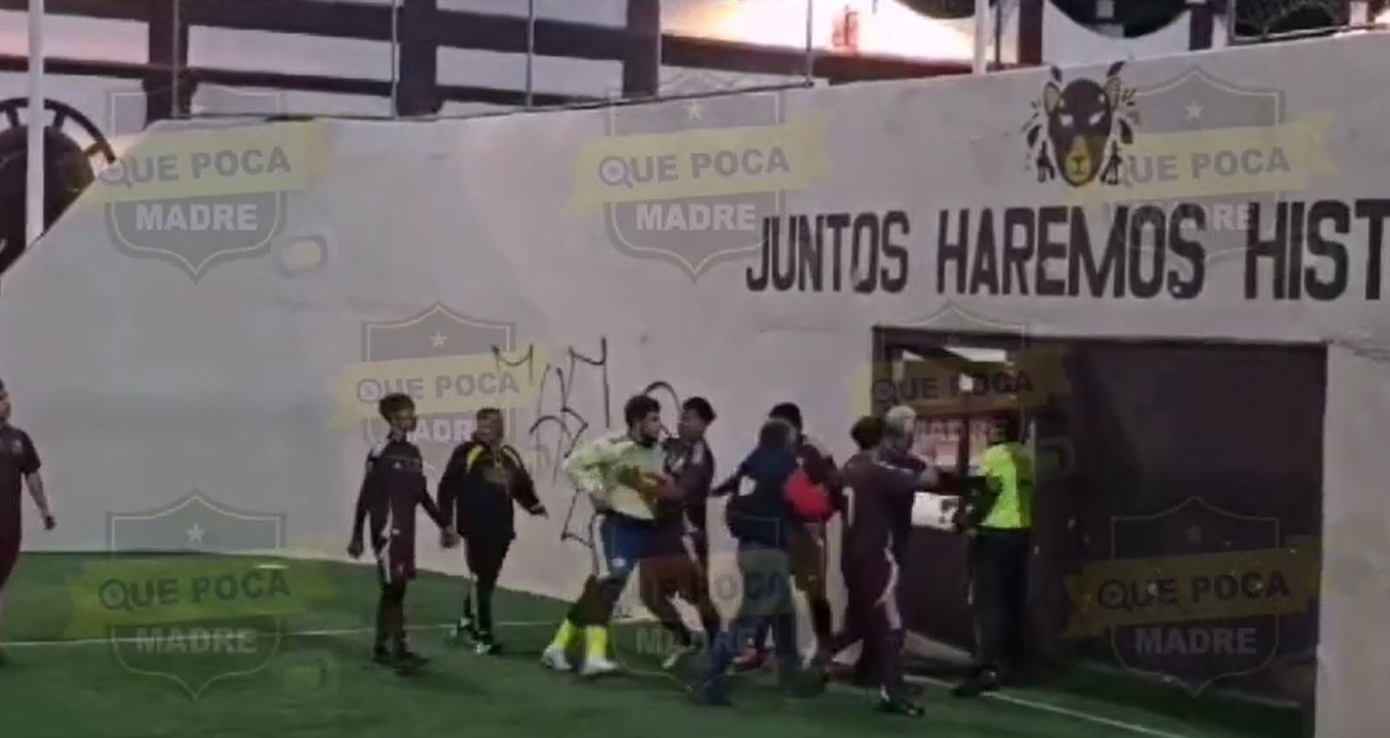 SE CALIENTAN LOS ÁNIMOS DURANTE UNA CASCARITA ⚽🟥🤬 (VIDEO) 🎥 Denuncia Ciudadana