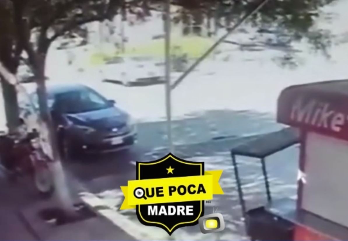 🚨⚠ BUSCAN A AUTOMOVILISTA QUE PROVOCÓ UN CHOQUE Y HUYÓ 🏍💥🚓