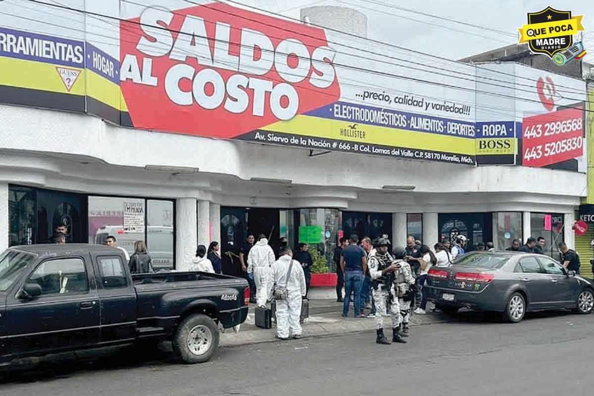 ¡No le dejaron ni el saldo! Es ejecutada al interior de una tienda en Morelia