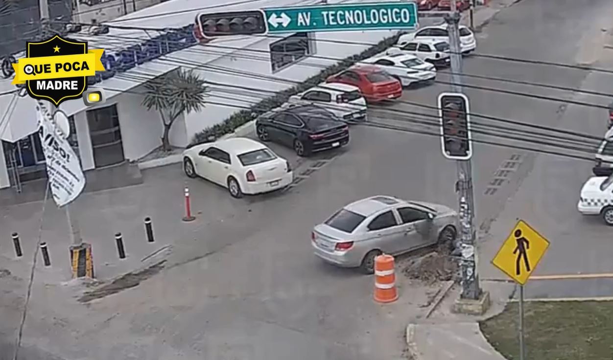 CONDUCTOR DISTRAÍDO ESTUVO A PUNTO DE PROVOCAR UNA TRAGEDIA EN METEPEC 🚨😱 (VIDEO)